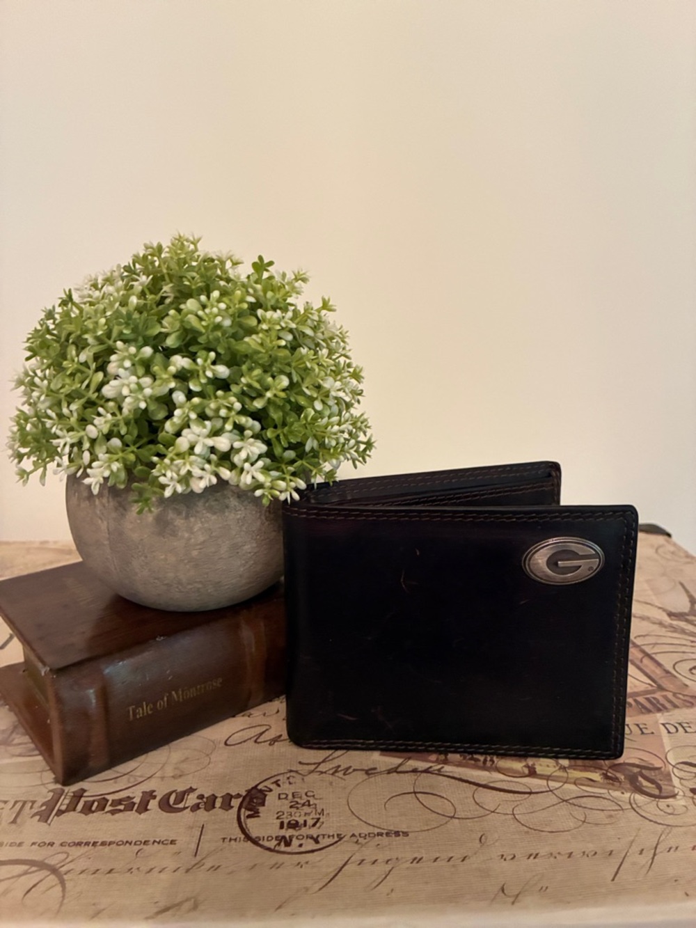 Zep-Pro UGA Leather Bi-Fold Wallet (Brown)